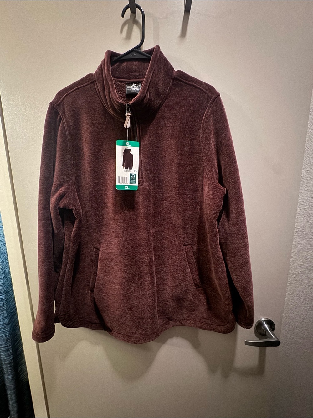 32 Degrees Women's Plush V-Neck Pullover Sweater - Burgundy